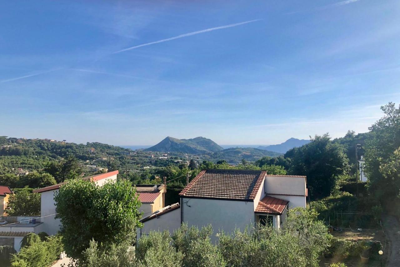 Bed and Breakfast Nostos Casale SantʼAgata sui Due Golfi Exterior foto