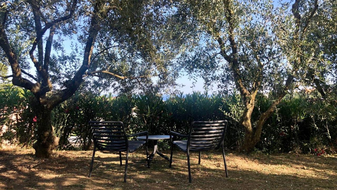 Bed and Breakfast Nostos Casale SantʼAgata sui Due Golfi Exterior foto
